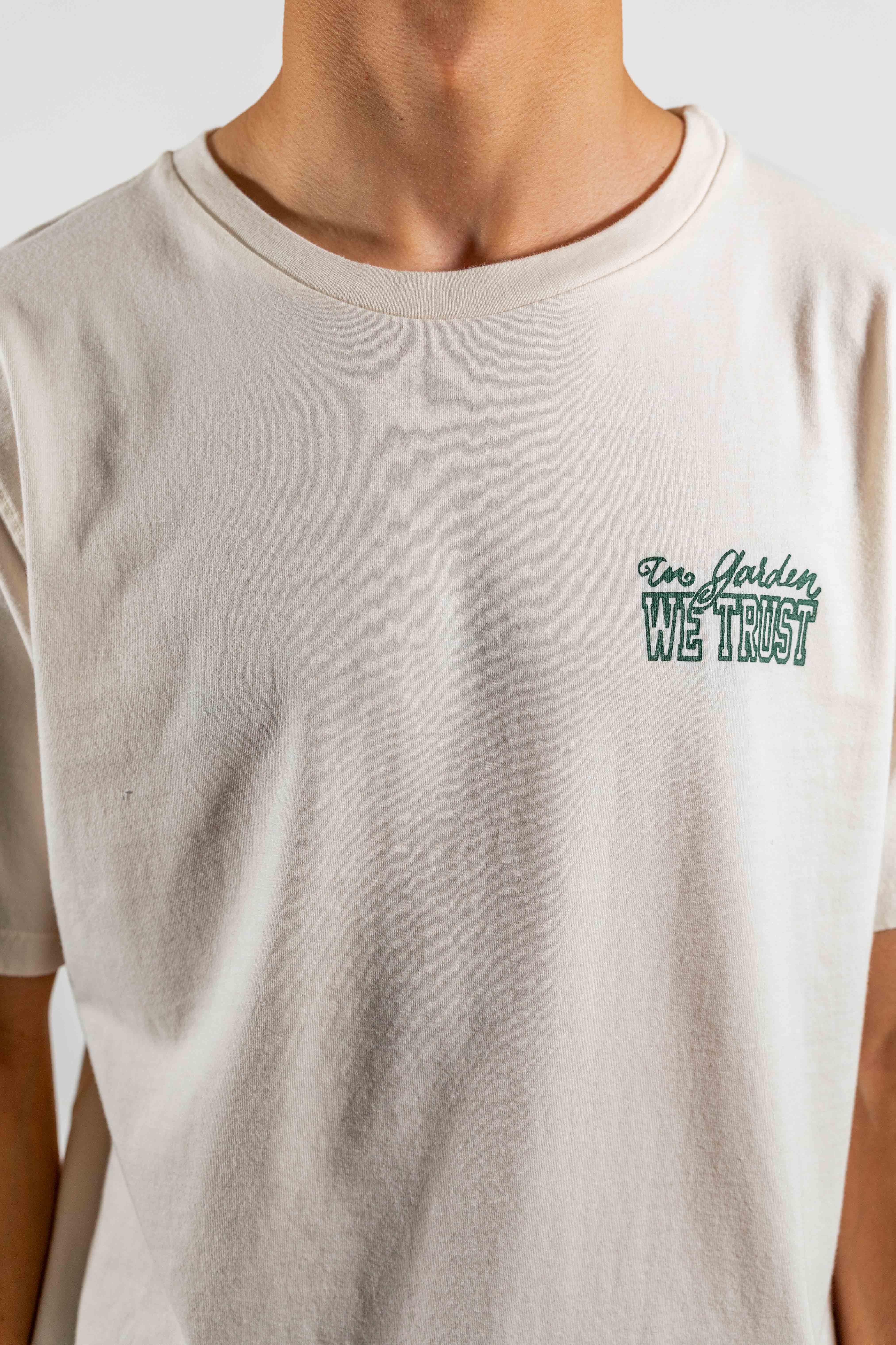 THE GARDEN Trust Beige Tee