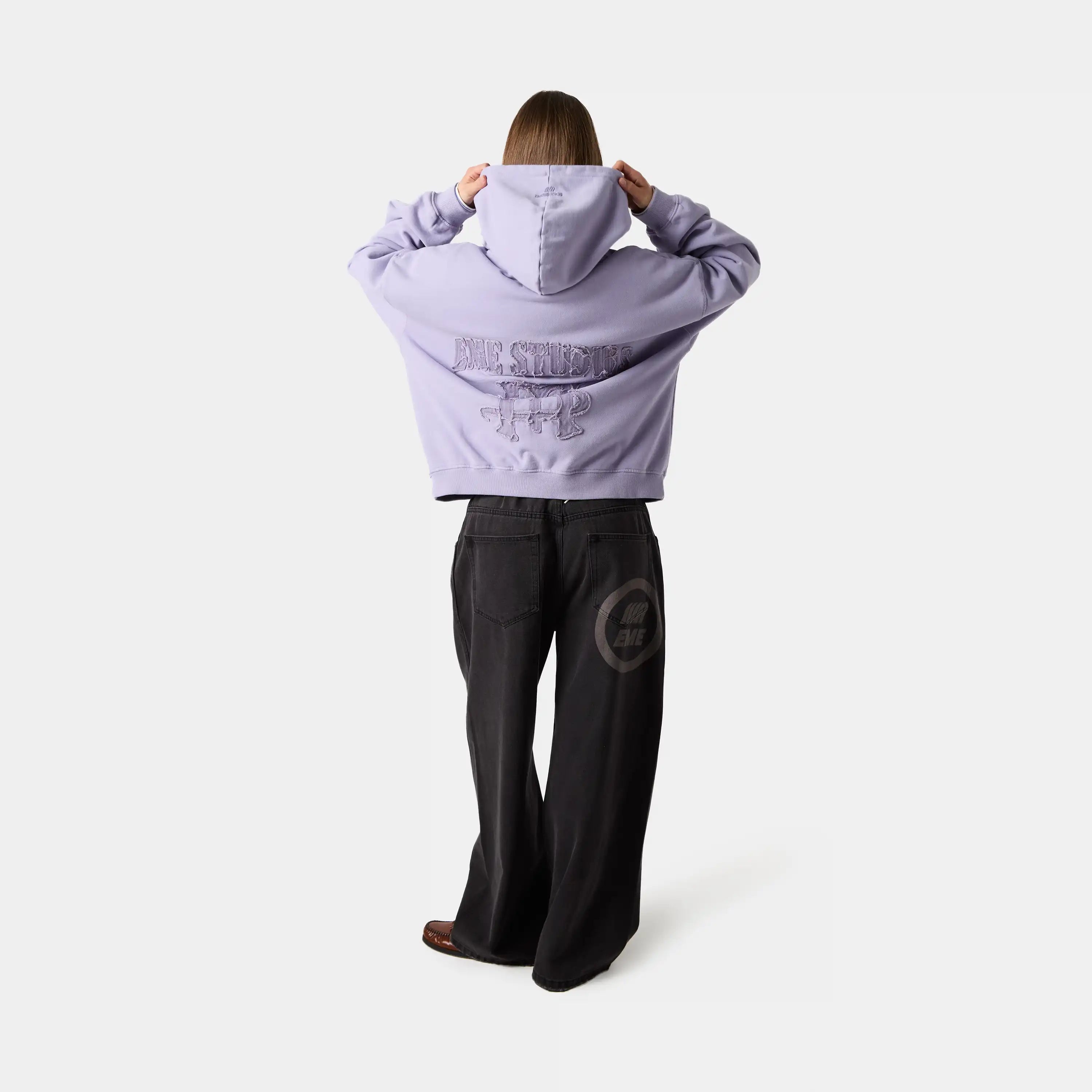 Eme Studios – Täglicher, übergroßer Kapuzenpullover in Lavendel