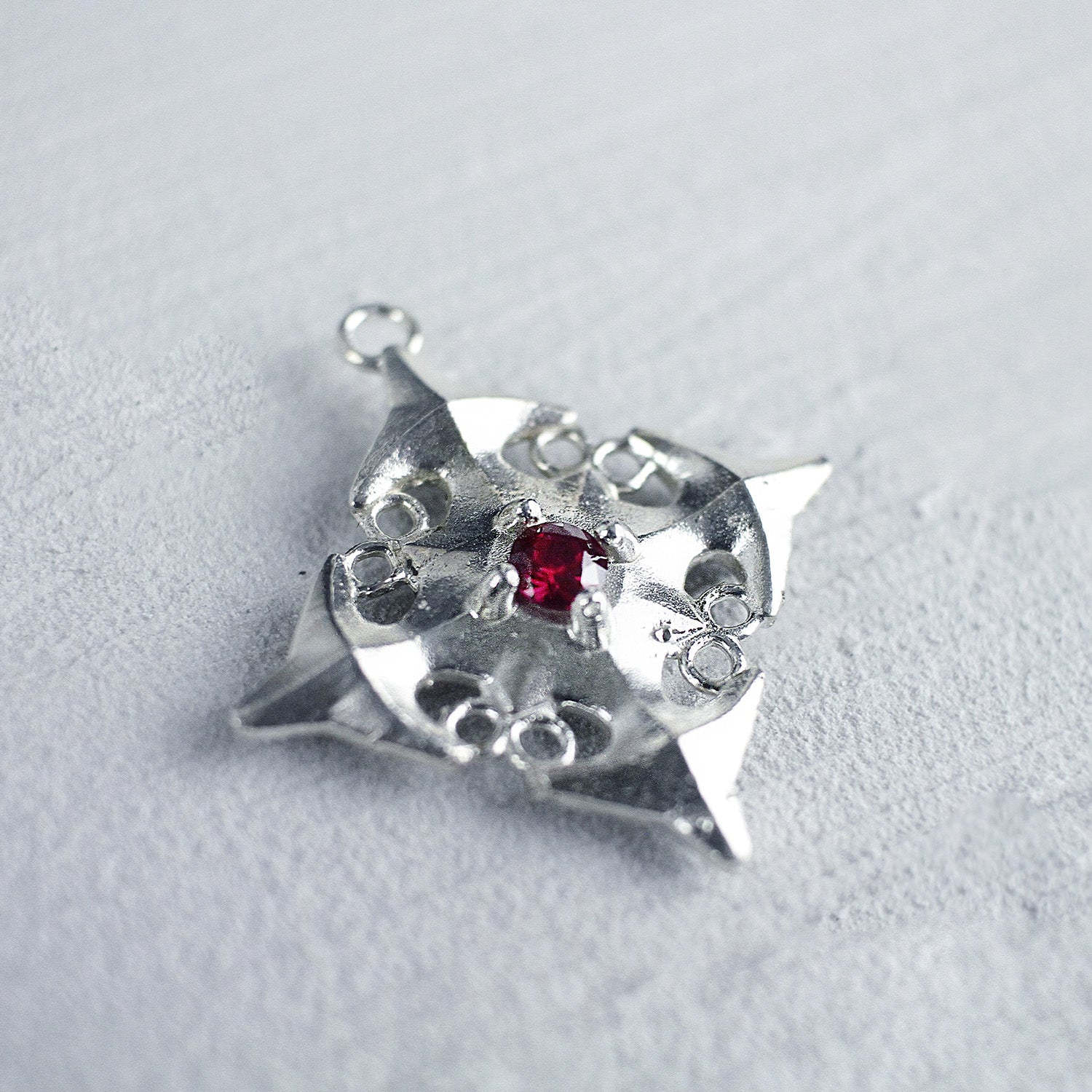 KARONT Alchemyst Amulet
