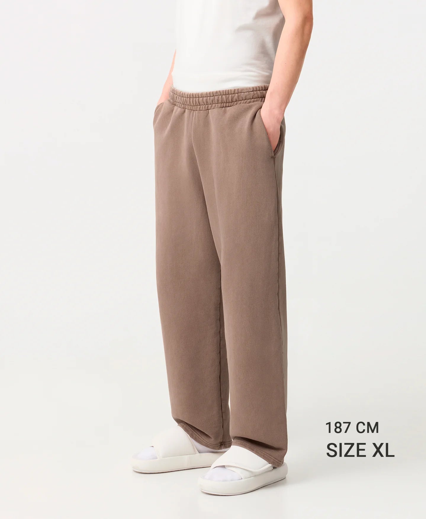 Velor Garments 600 GSM 'Jet Black' Straight-Leg Pants