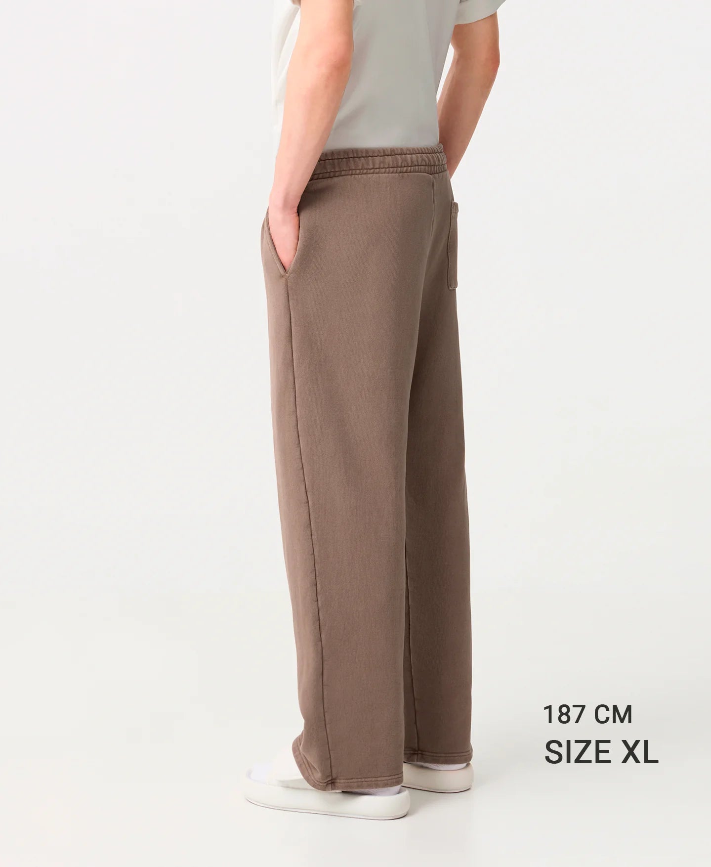 Velor Garments 600 GSM 'Jet Black' Straight-Leg Pants