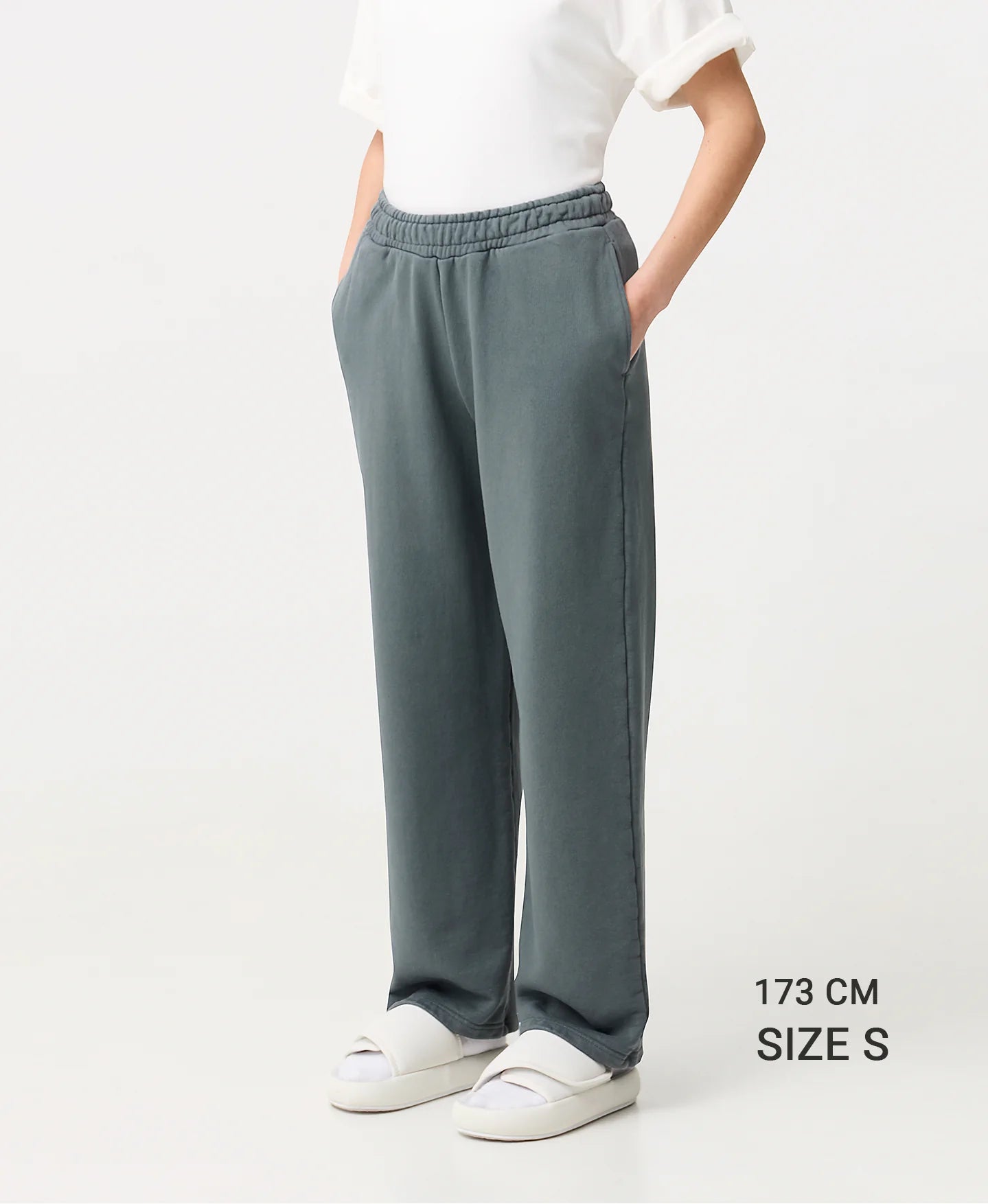 Velour Garments 600 GSM 'Anthracite' Straight-Leg Pants