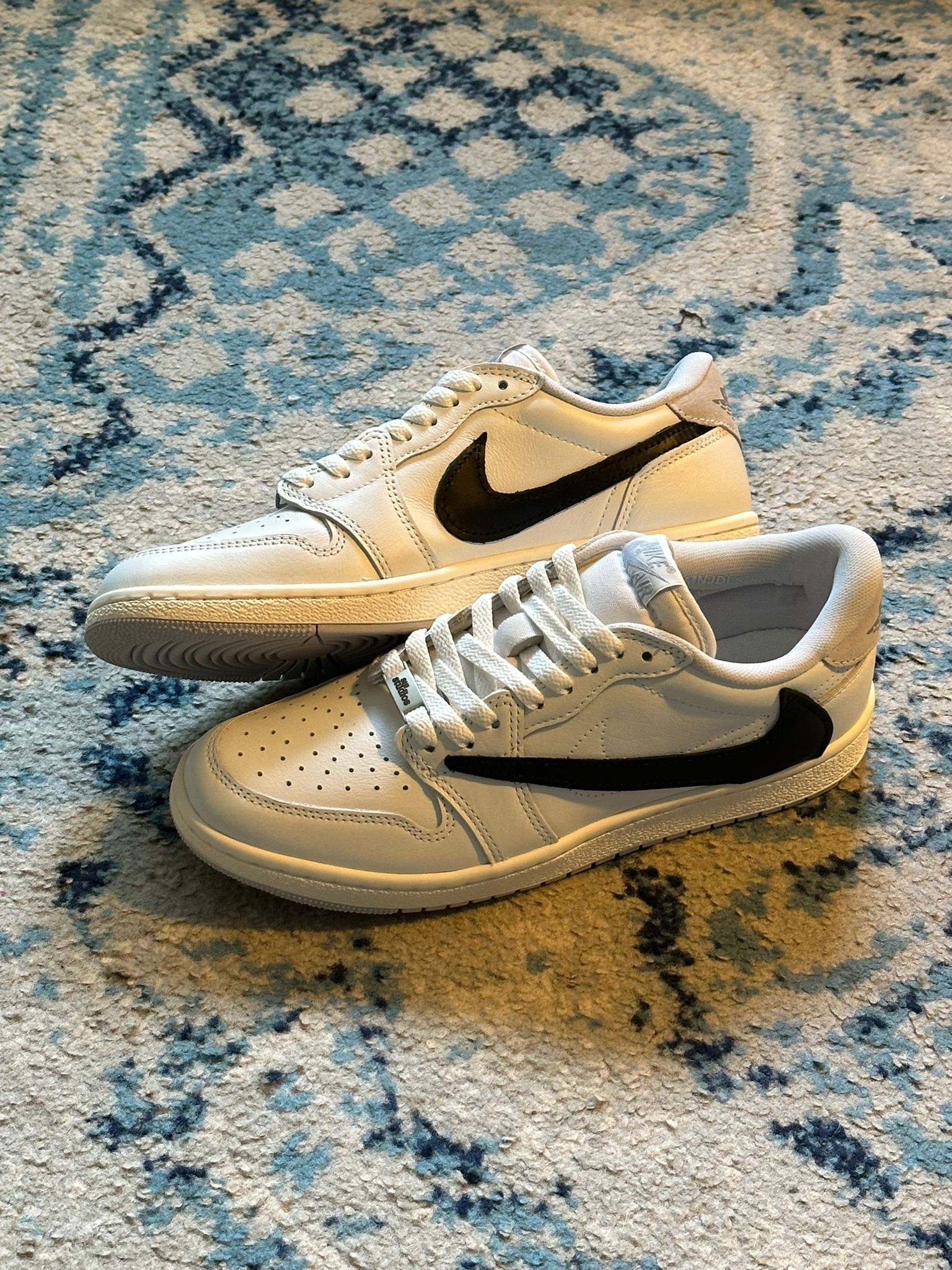 Jordan 1 Low Summit White 'Reverse Swoosh' by Siji Studios
