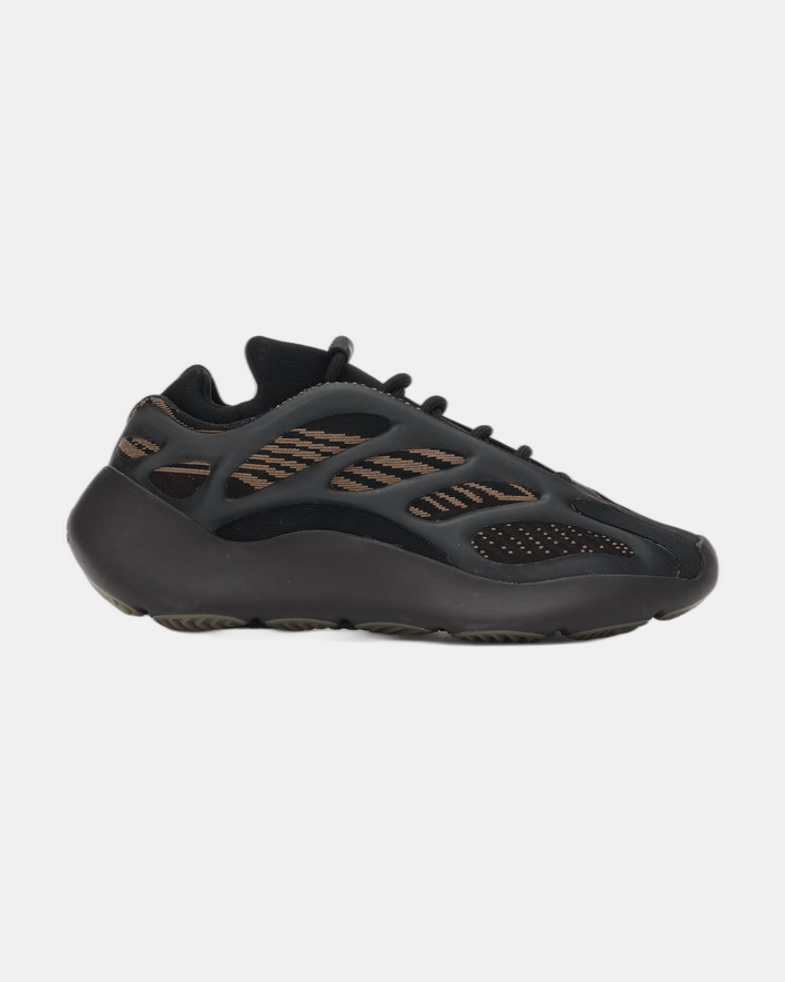 adidas Yeezy 700 V3 Clay Brown