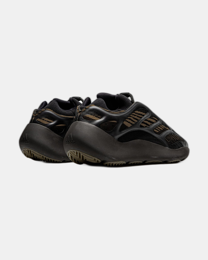 adidas Yeezy 700 V3 Clay Brown