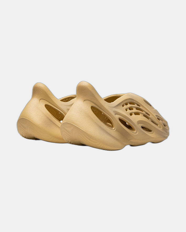 adidas Yeezy Foam RNNR Desert Sand