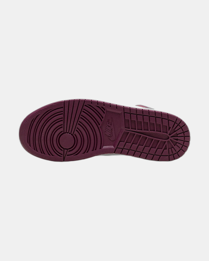 Jordan 1 Retro High OG Bordeaux