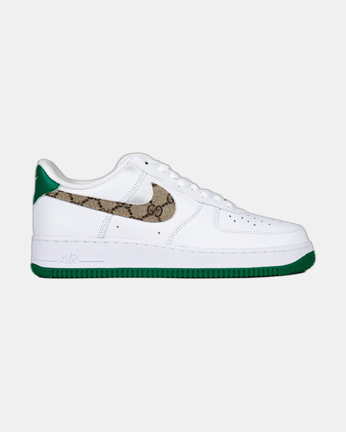 Nike Air Force Grüner Gucci Swoosh von Siji Studios