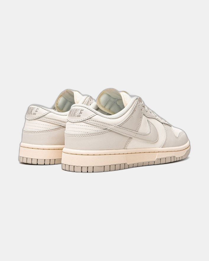 Nike Dunk Low Sail Light Bone (W)