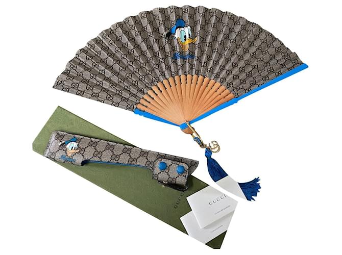 Gucci x Disney Donald Duck Fan Blue