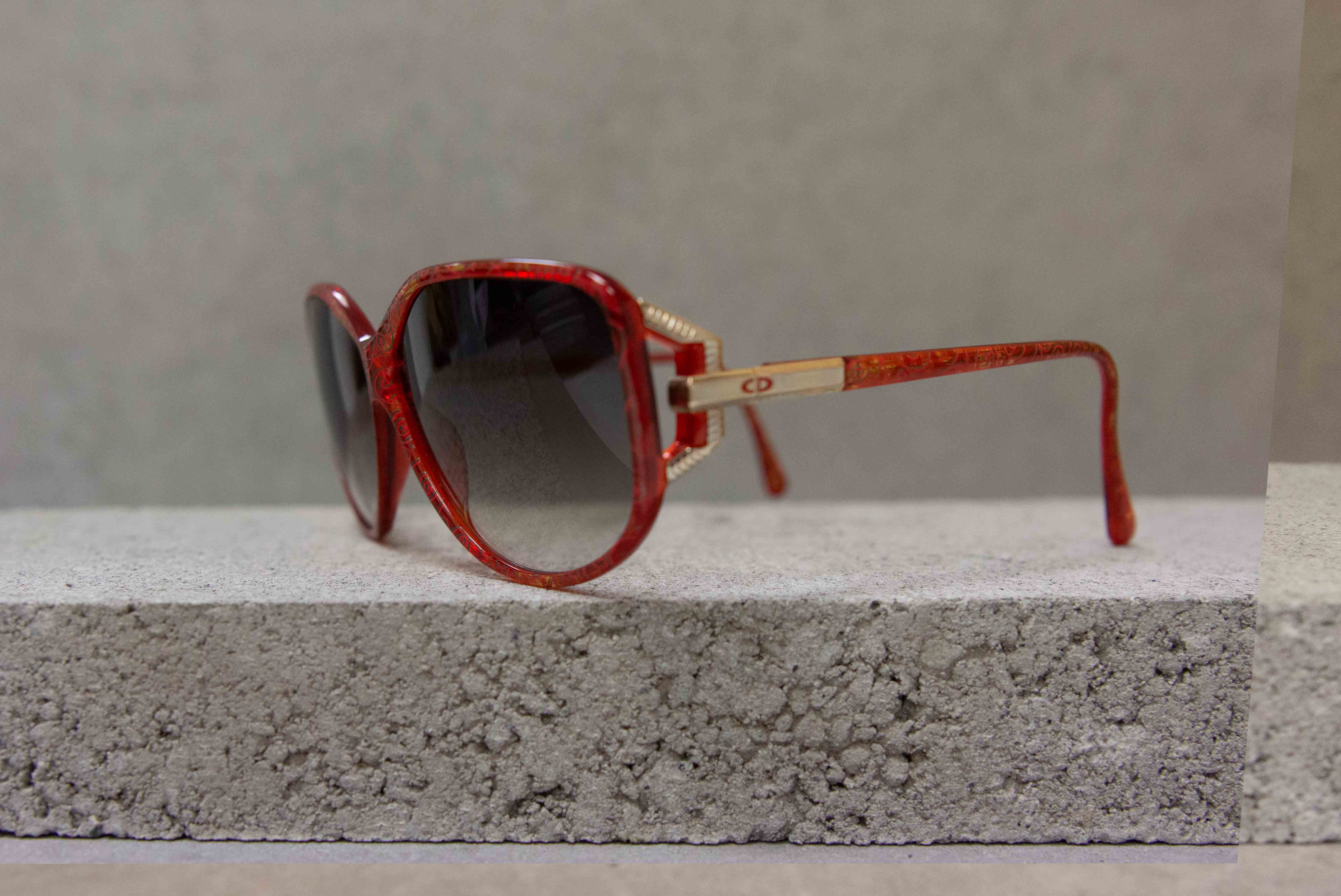 TVT 08 Dior Black Fade THE GARDEN