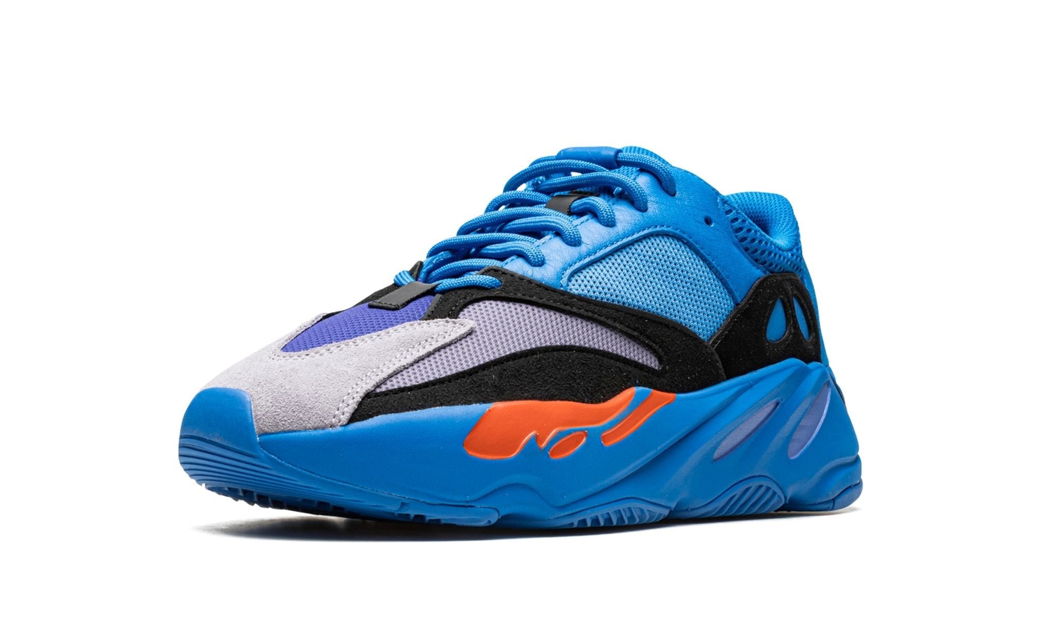 adidas Yeezy Boost 700 Hi-Res Blau
