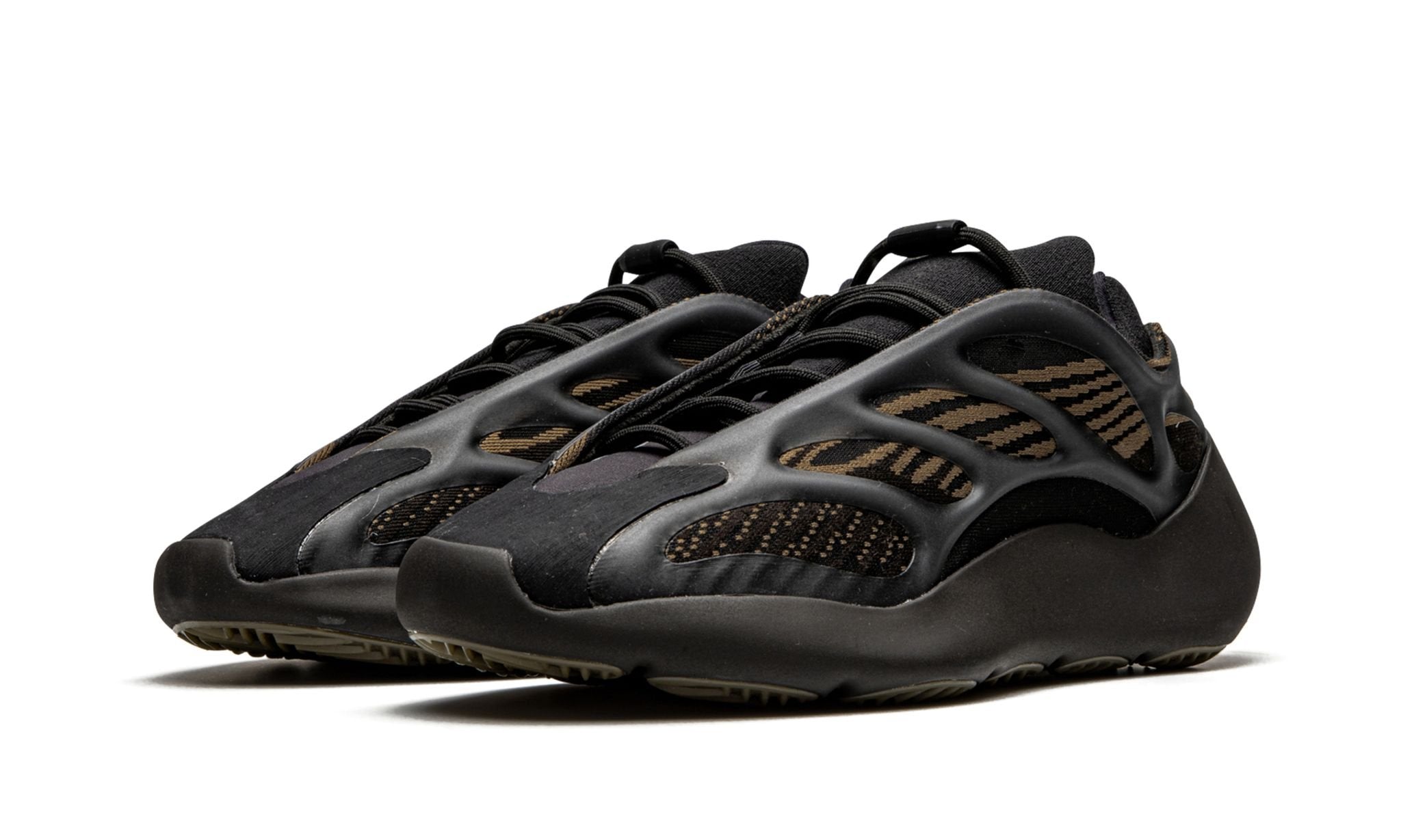 adidas Yeezy 700 V3 Clay Brown