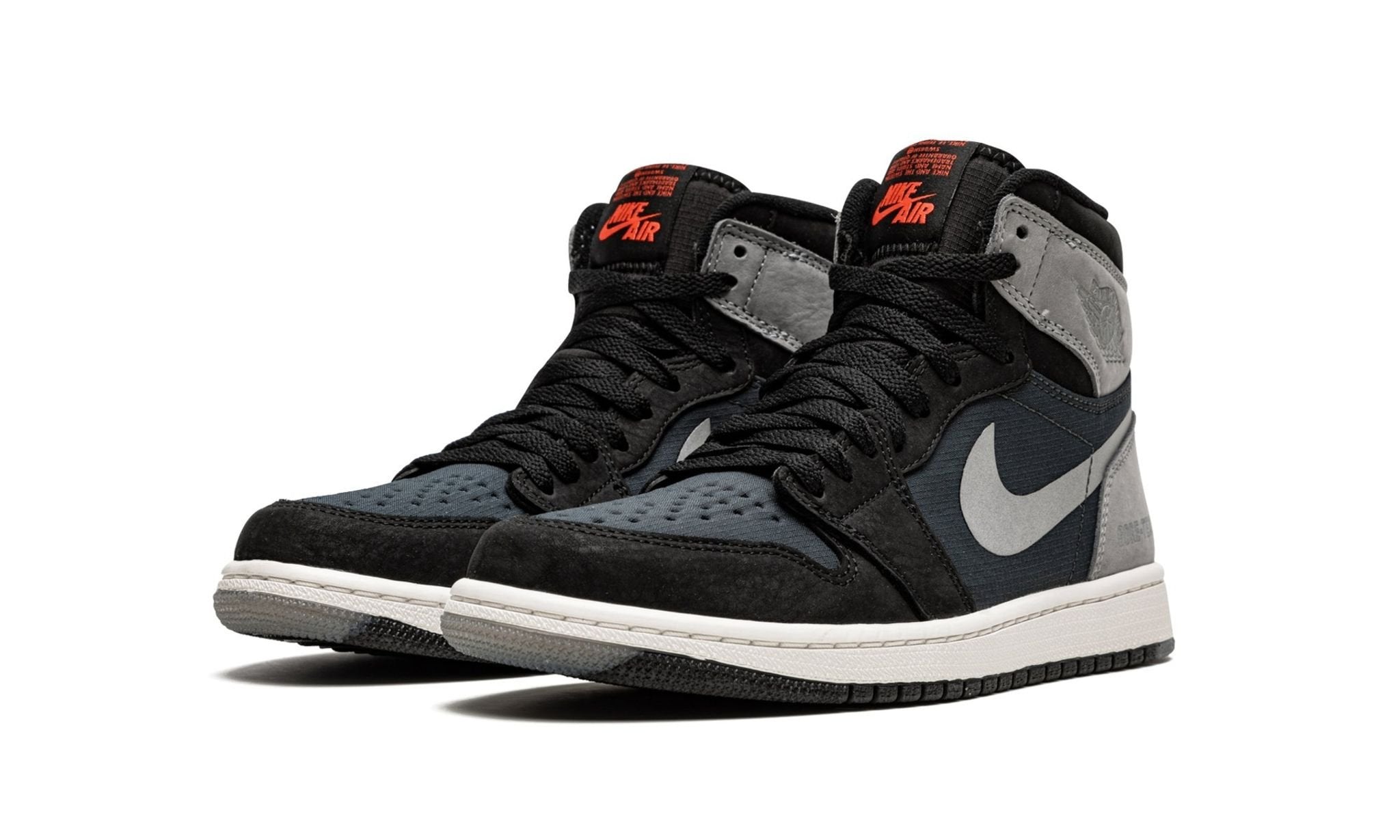 Jordan 1 Retro High Element Gore-Tex Black Particle Grey