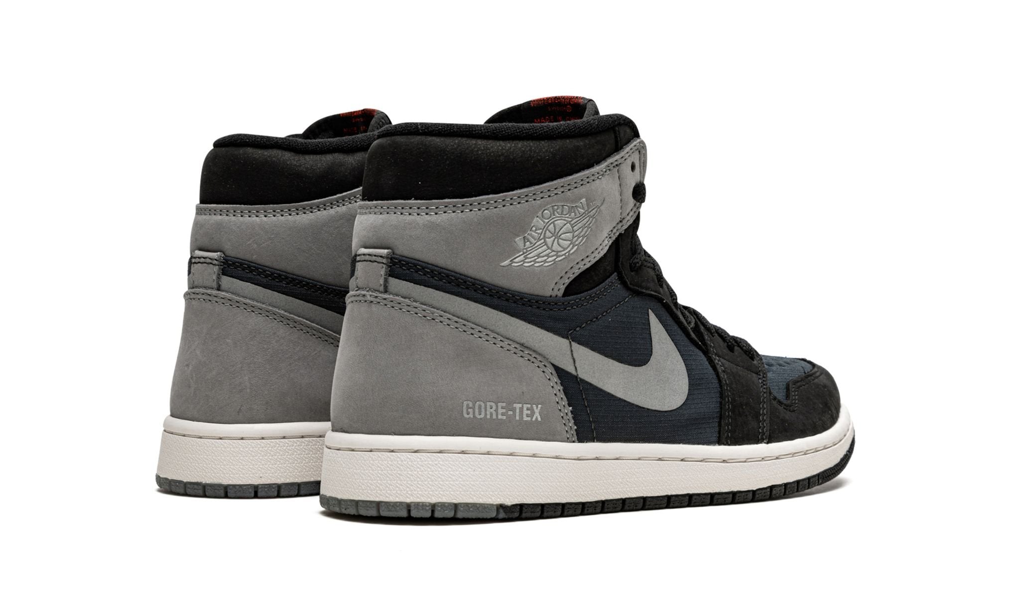 Jordan 1 Retro High Element Gore-Tex Black Particle Grey