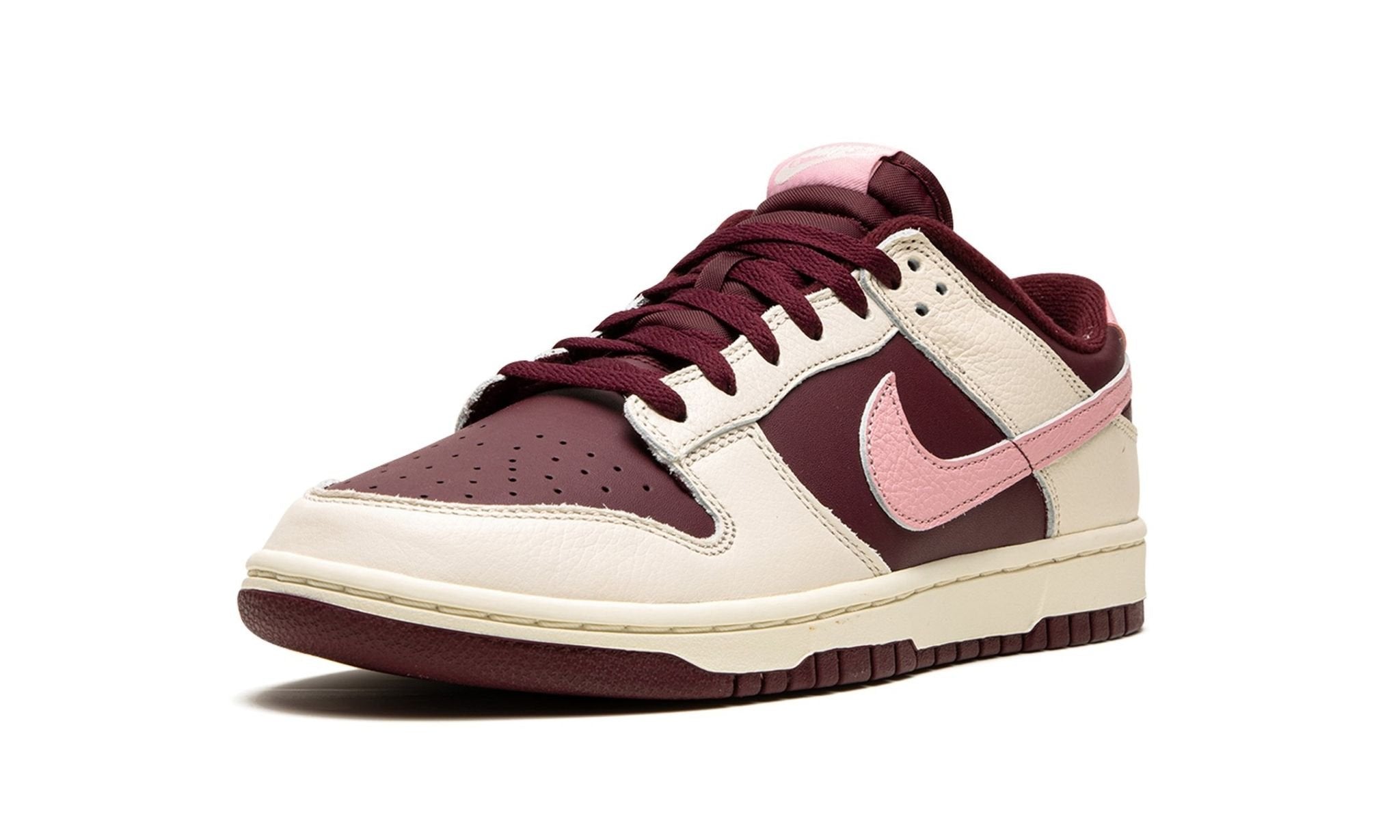Nike Dunk Low Retro PRM Valentine's Day (2023)