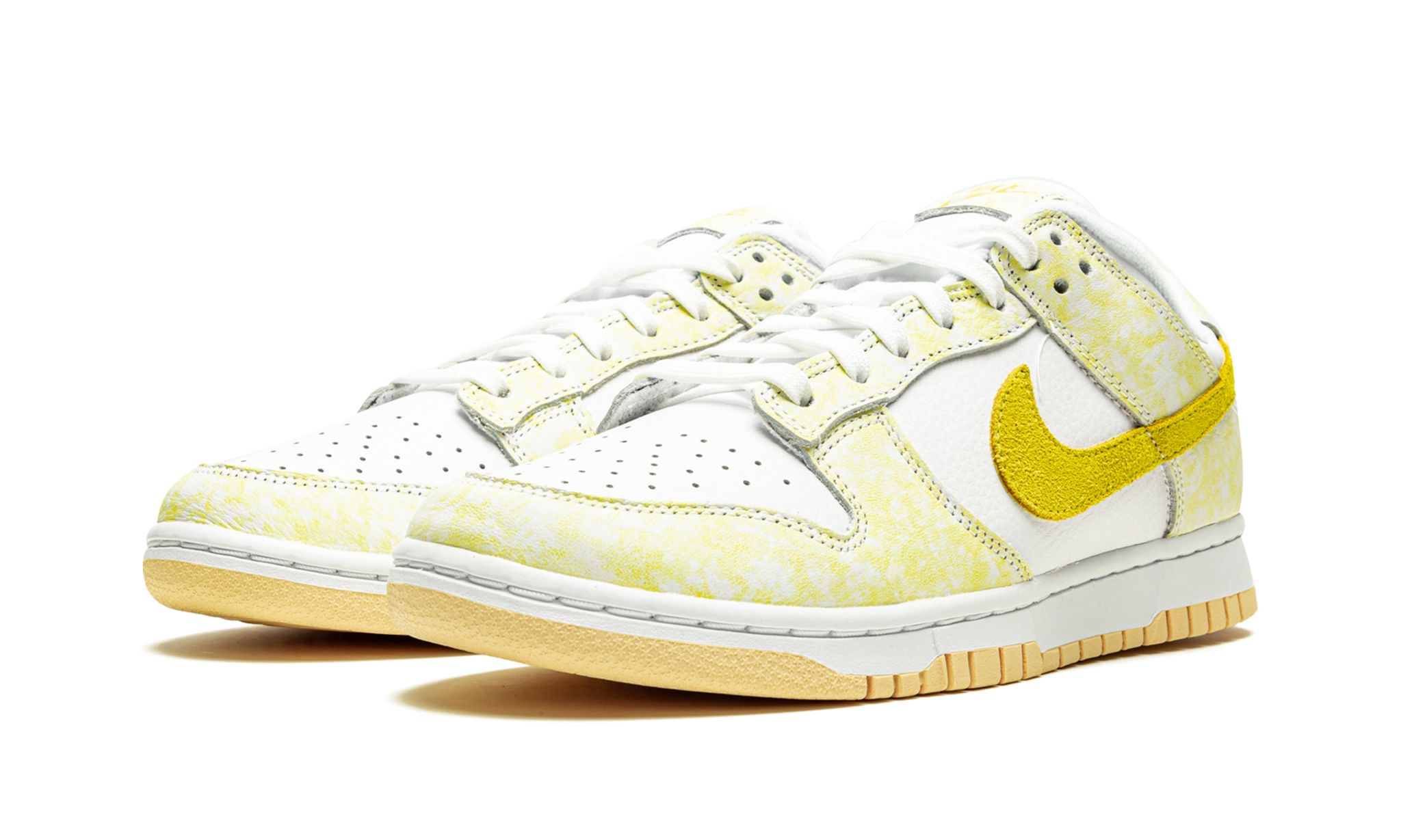 Nike Dunk Low Yellow Strike (W)