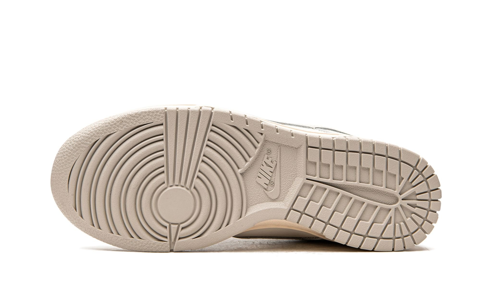 Nike Dunk Low Sail Light Bone (W)