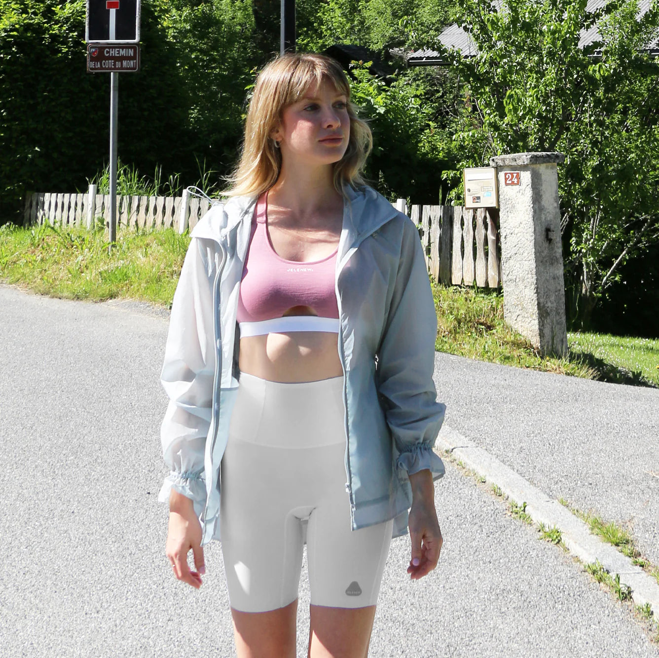 Jelenew High-Rise Short 5,5&quot; Cremeweiß