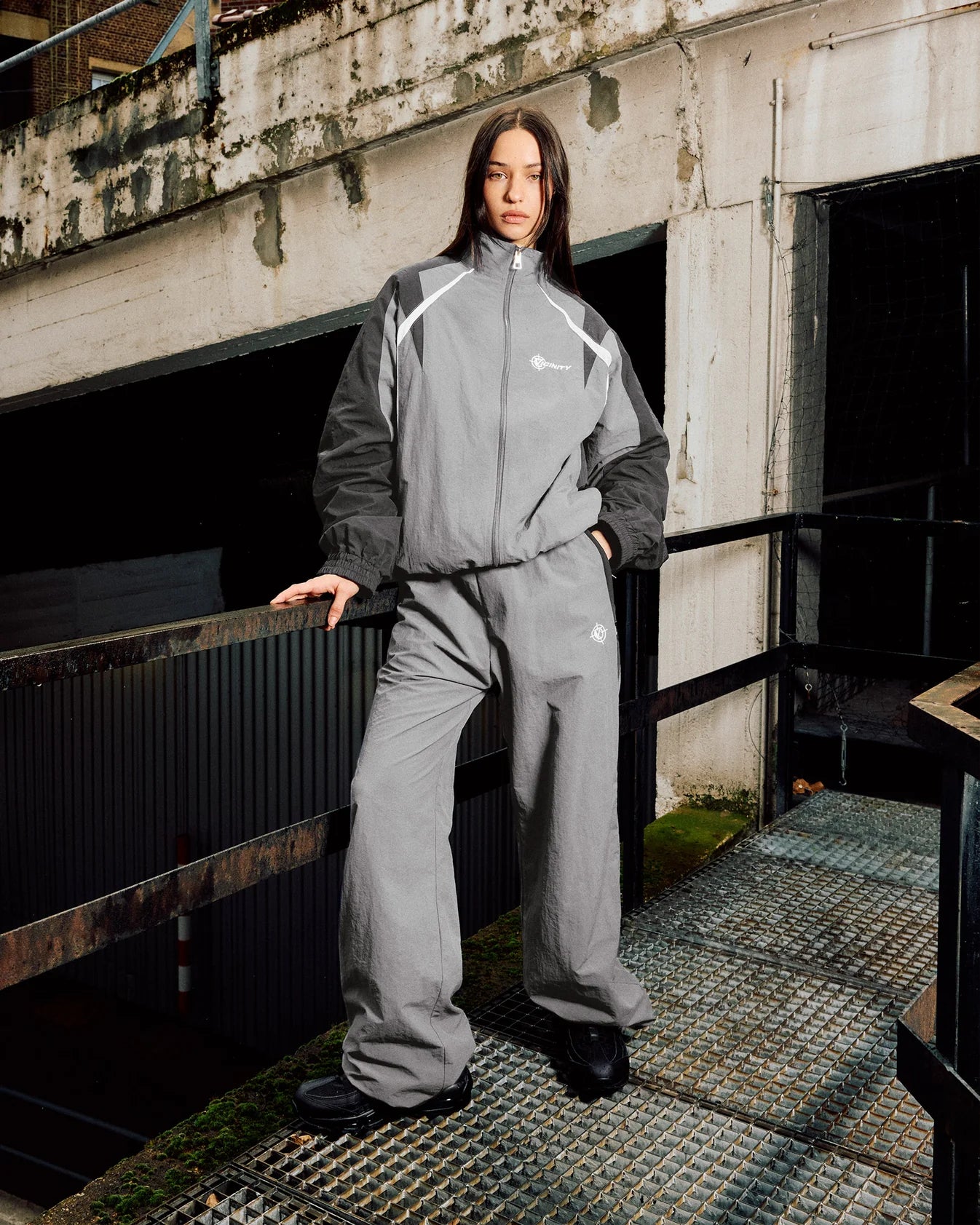 Vicinity Track Jacket V2 Beluga